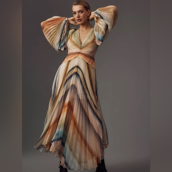 Anthropologie Dresses & Skirts - Anthropologie Acler Astone Long-Sleeve V-Neck Midi Dress